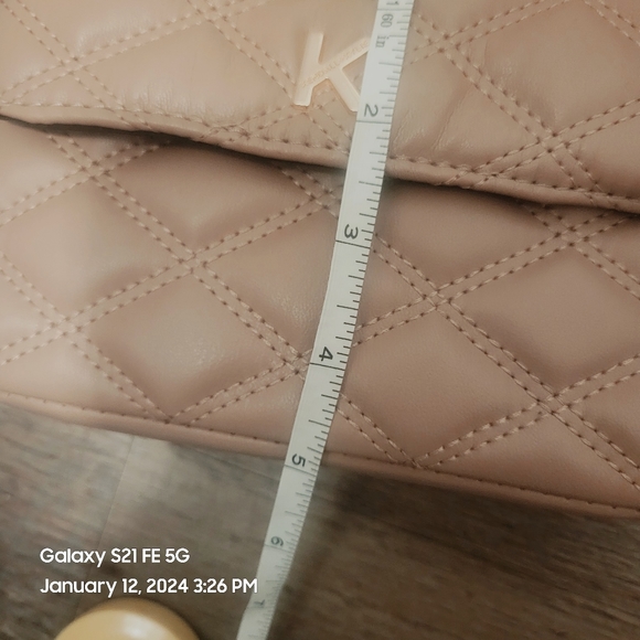 Kylie & Kendall tan purse - Picture 9 of 9